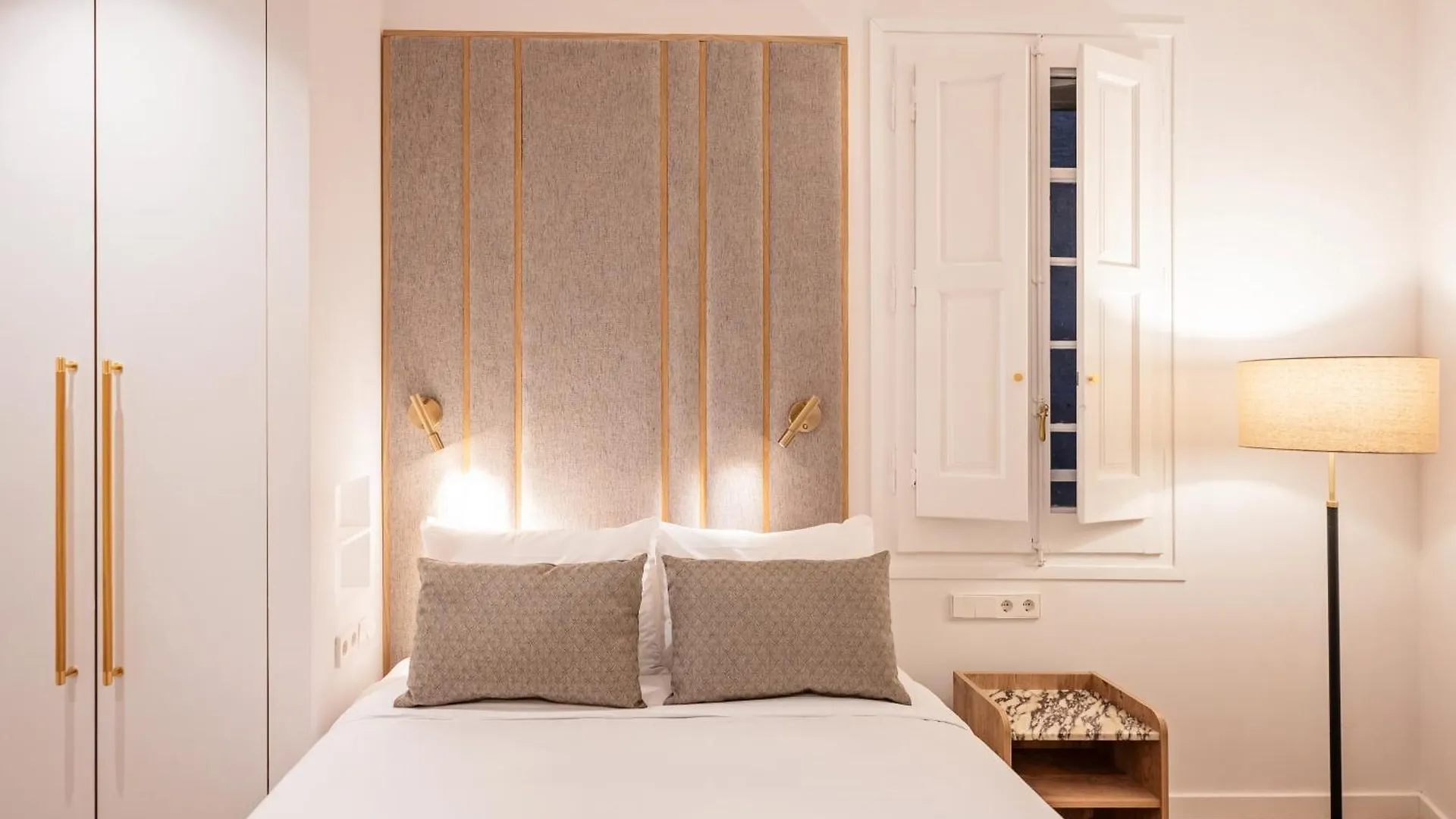 Diagonal Suites By Sweett Barselona